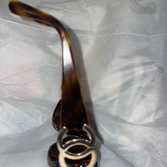 Authentic Vintage CHANEL Brown Tortoise sunglasses - Picture 6 of 8